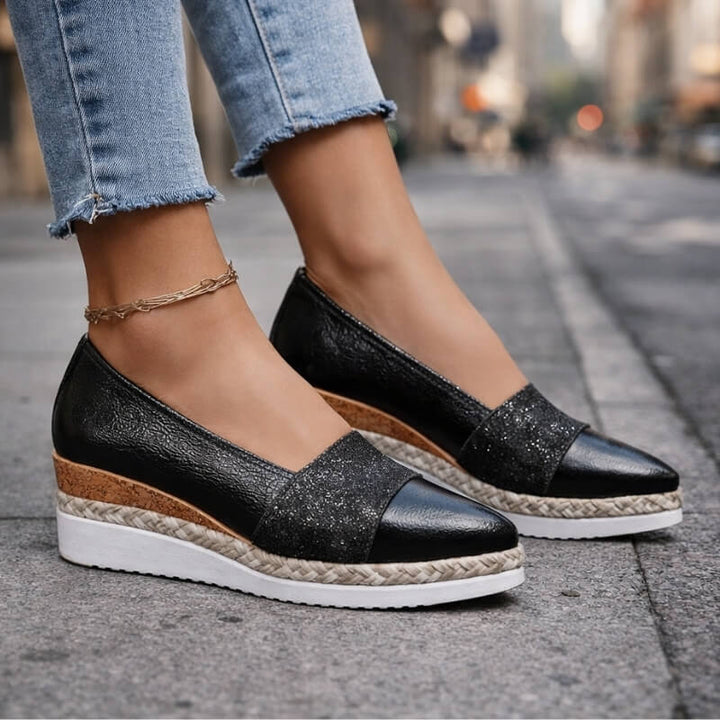 Xinyi™ | Glow Wedge Flats