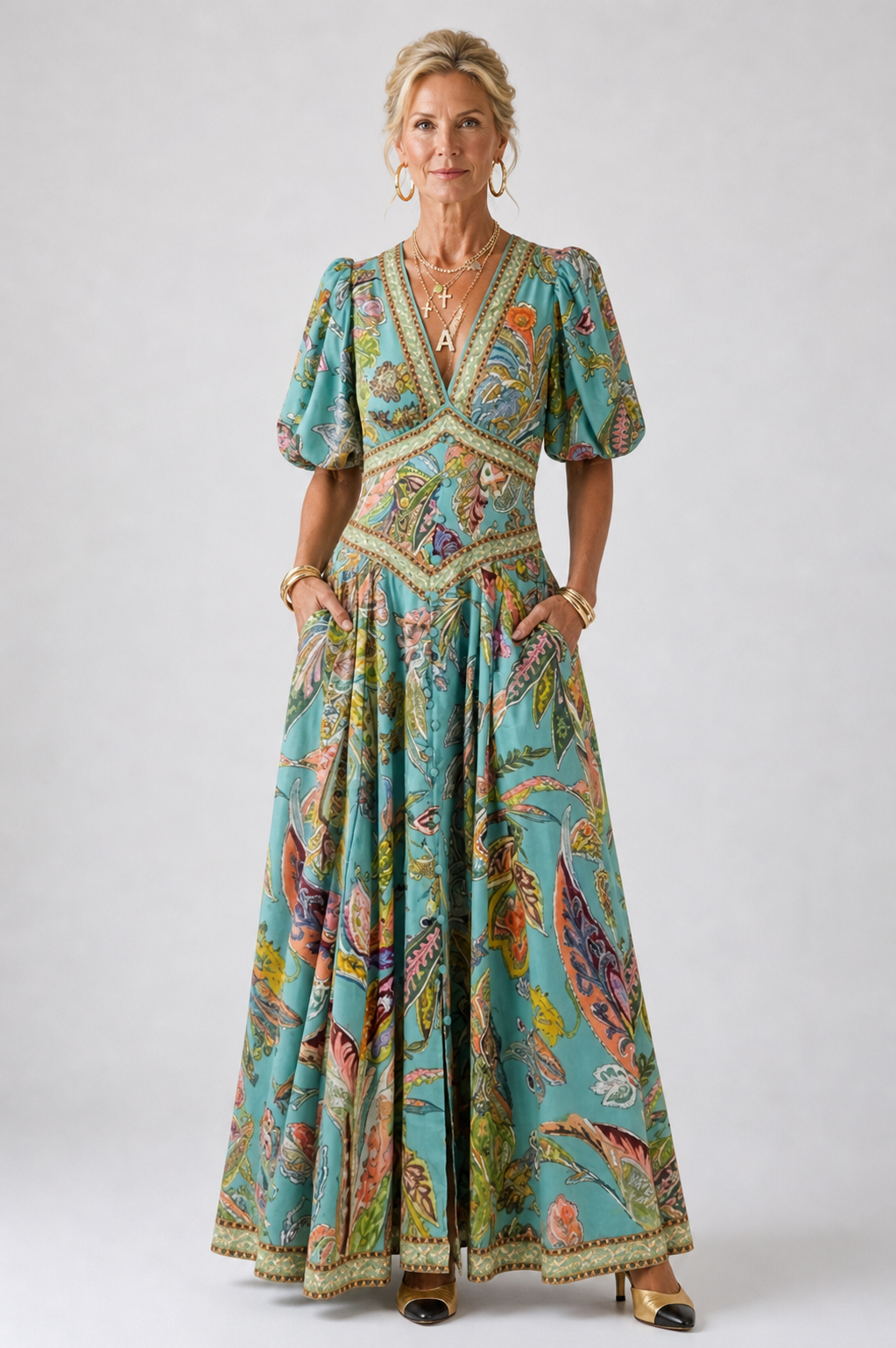 Luna | Airy maxi dress with puff sleeves and V-neck