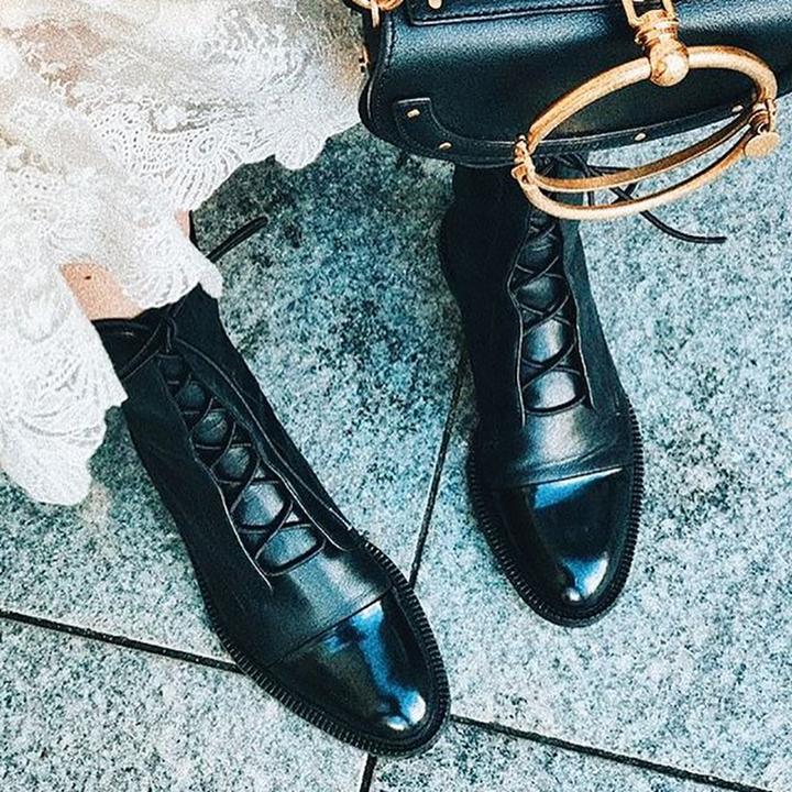 Mireille – Women's Glossy Pointed-Toe Flat Boots
